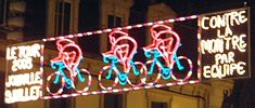 L'illumination en l'honneur du passage du Tour de France dans la cit de Jean Sire de Joinville