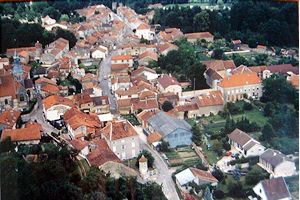 Vue arienne de Doulevant-le-Chteau