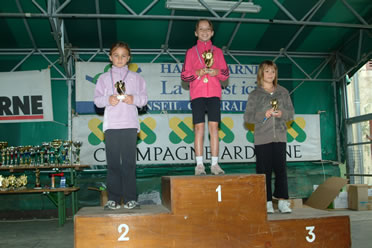 Podium fminin