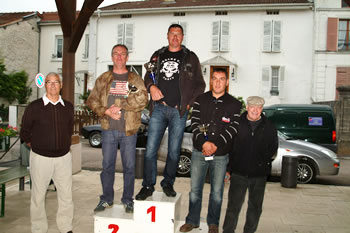 Les gros cubes : 1-Stphane BARREIRA sur Ford Mustang, 2-Patrick ZWARYCZ sur Ford Mustang et 3-David BLEUSEZ sur Subaru