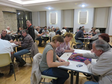 Des joueurs concentr�s