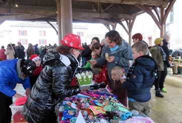 des acheteurs int�ress�s...