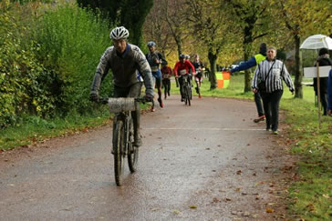 JPS ouvre la course...