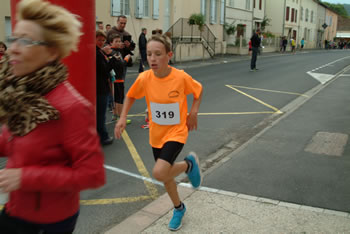 Les arrives du 1000m se suivent...