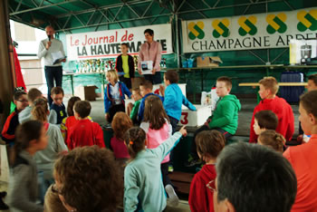 La remise des coupes jeunes est lance par Bruno Jeanson