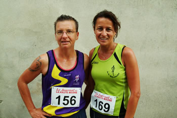 Les 2 premires 5 km : Nathalie Chretien et Stphanie Escalier