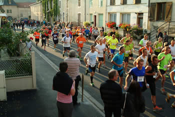 Les derniers coureurs sont enfin en course !