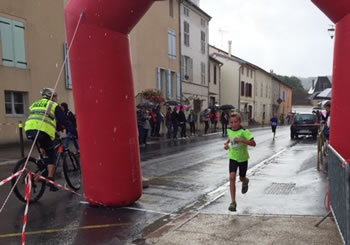 Arrive du deuxime, Tom AMBROSETTI, sur 1000 m