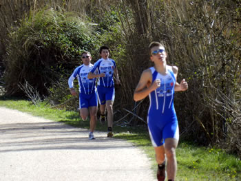 Pour le dernier jour nous avons effectu un duathlon avec des rafales de vent  plus de 80 km/h, d'ailleurs Simon a chut