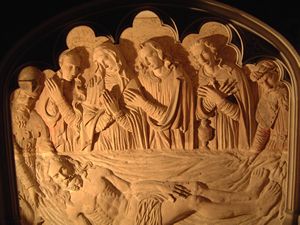 Bas relief repr�sentant la mise au tombeau de N. S.