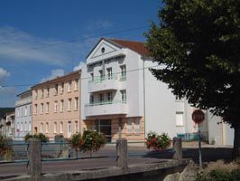 La Maison de retraite vue c�t� entr�e